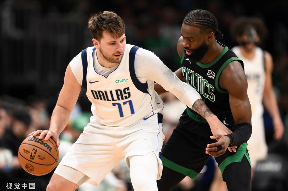 勒沃库森正 勒沃库森正