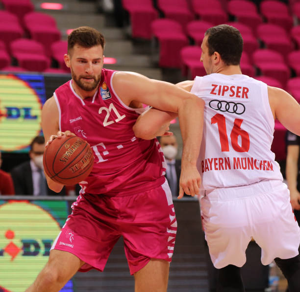 肖国栋在国 肖国栋在国